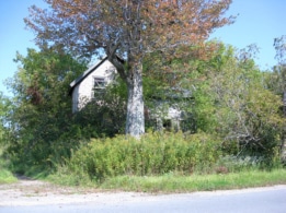 Old house, Drake Road near Pink School House Road